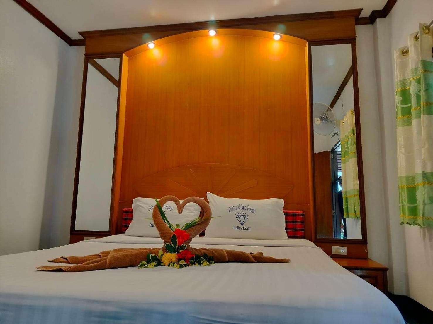 Diamond Cave Resort Pantai Railay Bilik gambar